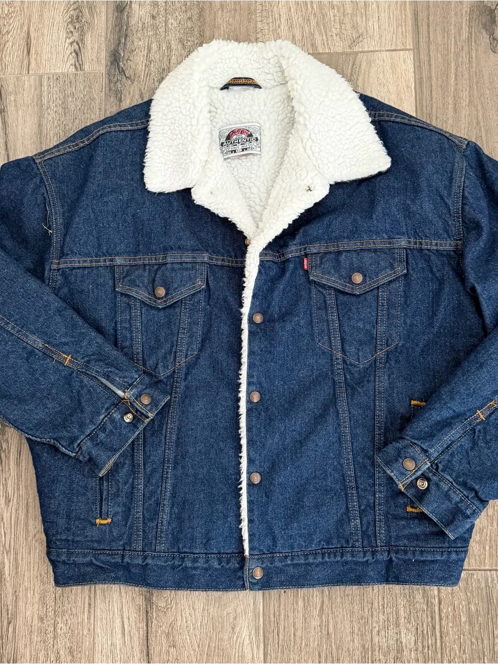 Men's Levi Vintage 80’s Sherpa-Lined Heavy Denim Jacket - Blue Snap  Like New